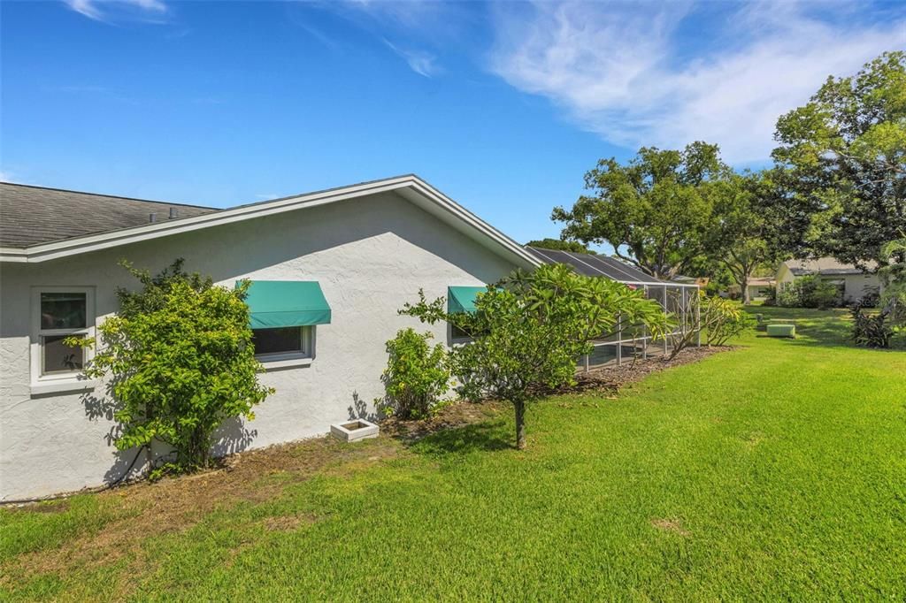 For Sale: $475,000 (2 beds, 2 baths, 1548 Square Feet)