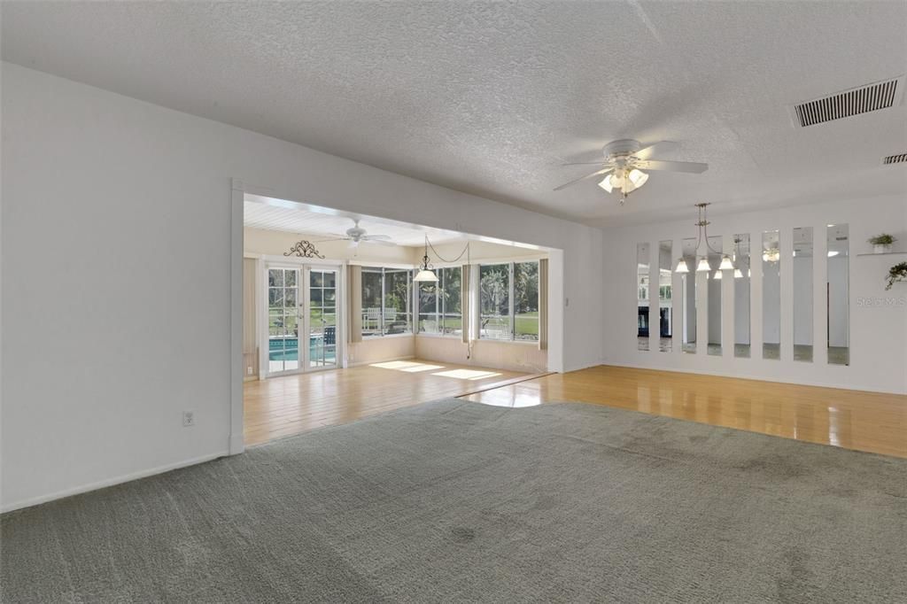 For Sale: $475,000 (2 beds, 2 baths, 1548 Square Feet)