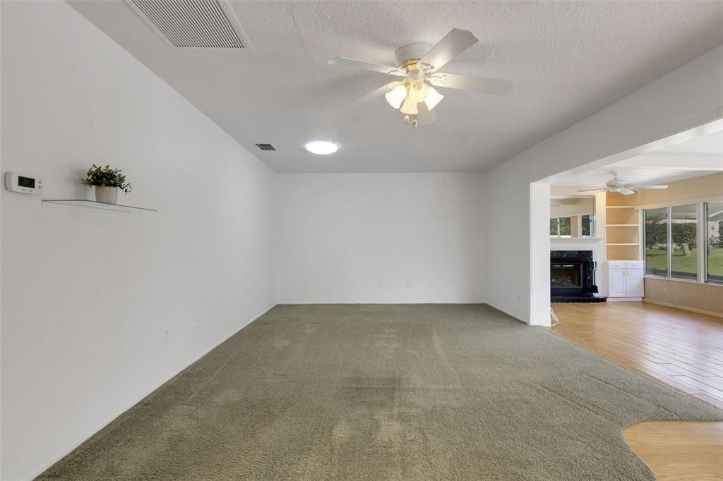 For Sale: $475,000 (2 beds, 2 baths, 1548 Square Feet)