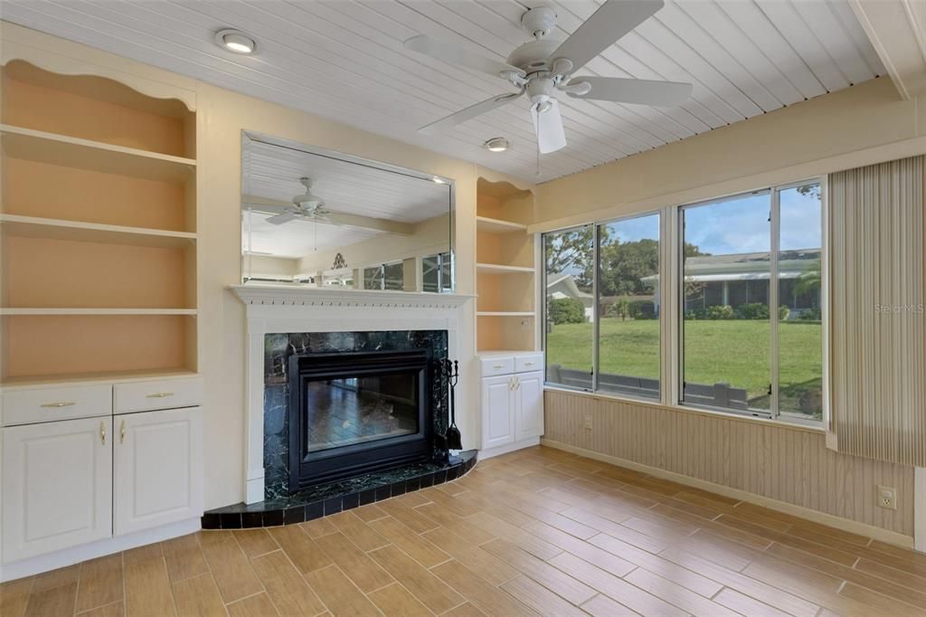 For Sale: $475,000 (2 beds, 2 baths, 1548 Square Feet)