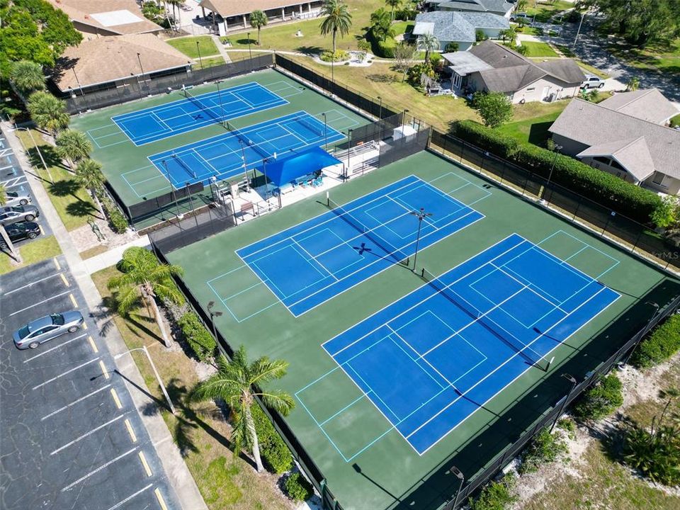 For Sale: $475,000 (2 beds, 2 baths, 1548 Square Feet)