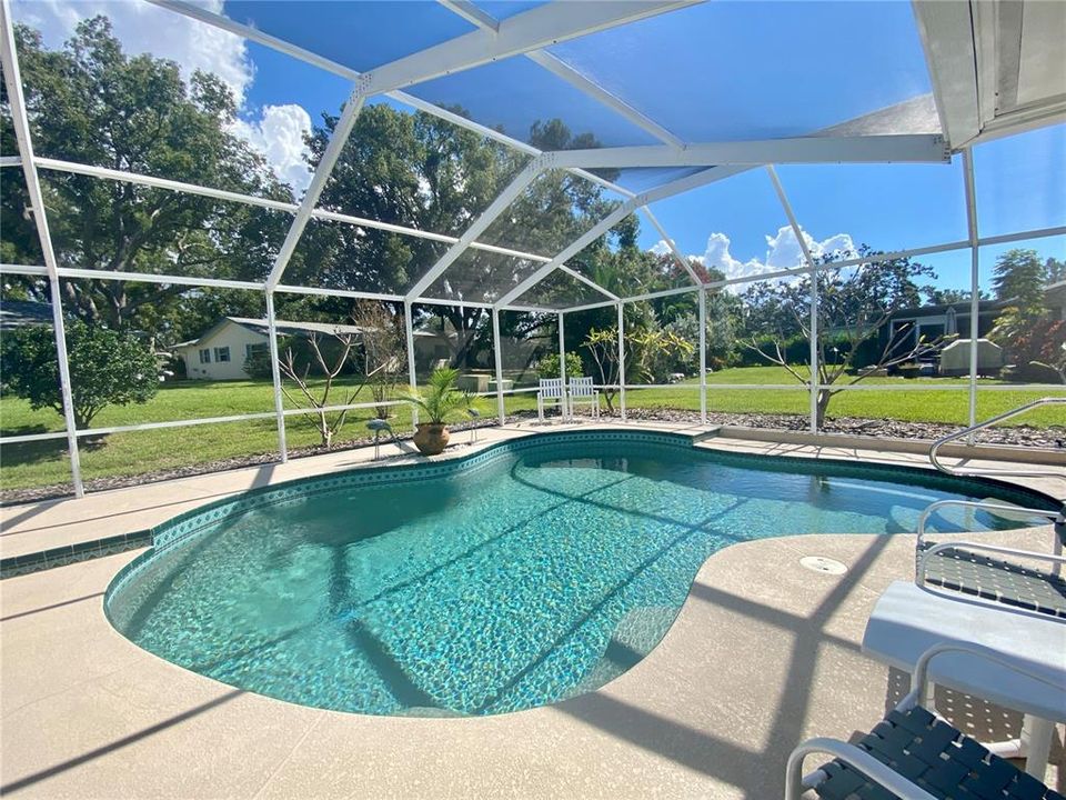 For Sale: $475,000 (2 beds, 2 baths, 1548 Square Feet)