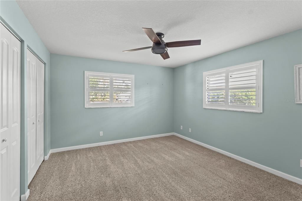 For Sale: $375,000 (2 beds, 2 baths, 2116 Square Feet)