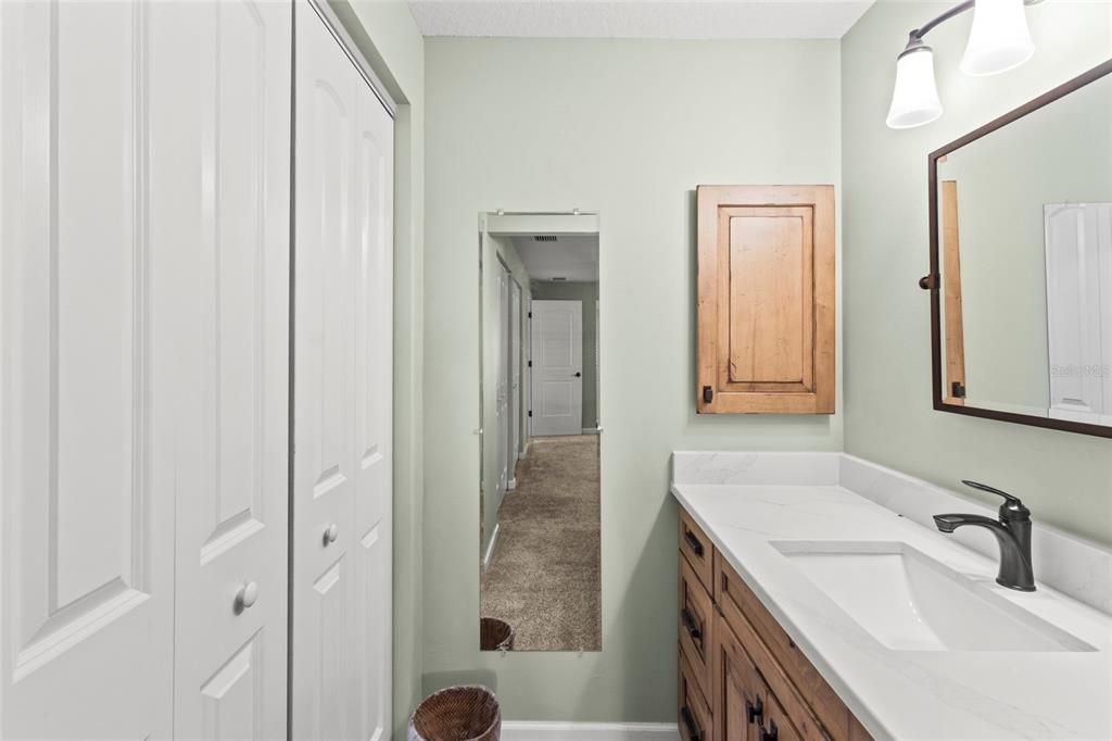 For Sale: $375,000 (2 beds, 2 baths, 2116 Square Feet)