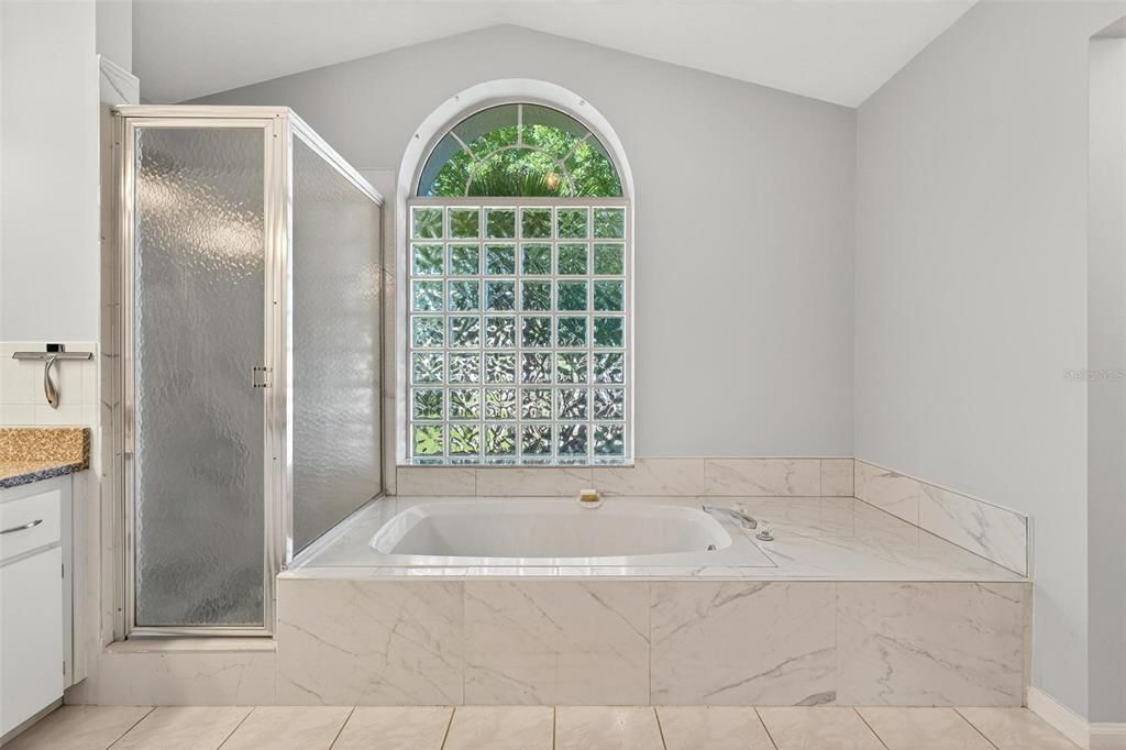 出租: $2,950 (3 贝兹, 2 浴室, 1704 平方英尺)