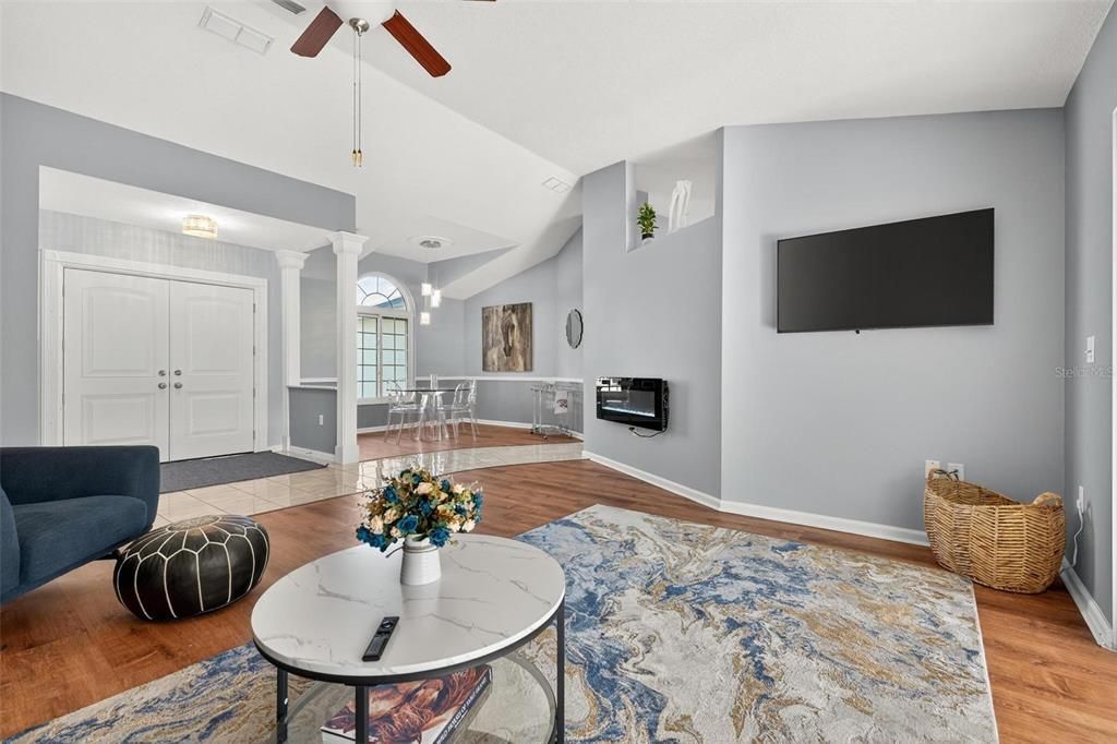 出租: $2,950 (3 贝兹, 2 浴室, 1704 平方英尺)