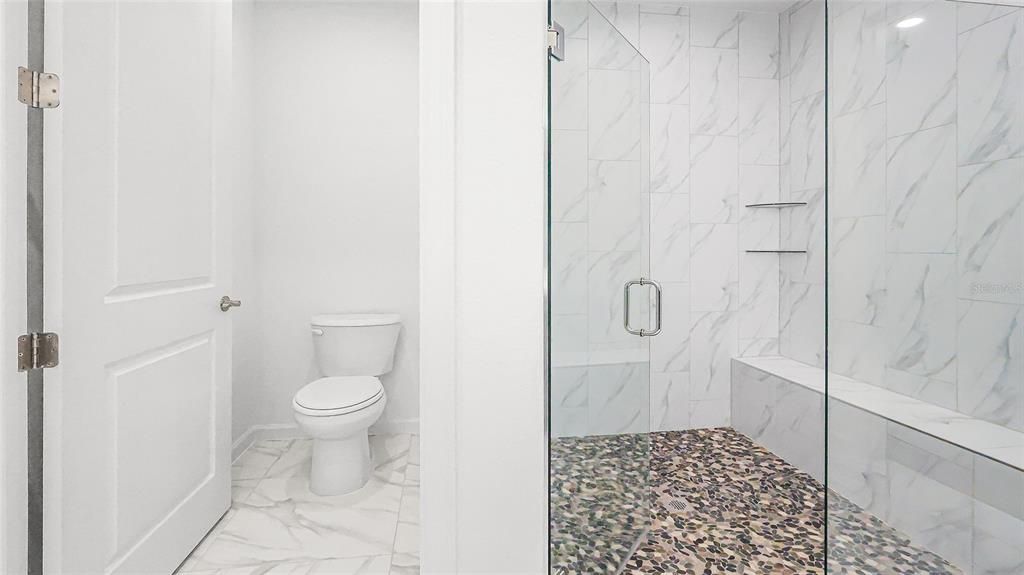 For Sale: $587,990 (3 beds, 3 baths, 2129 Square Feet)