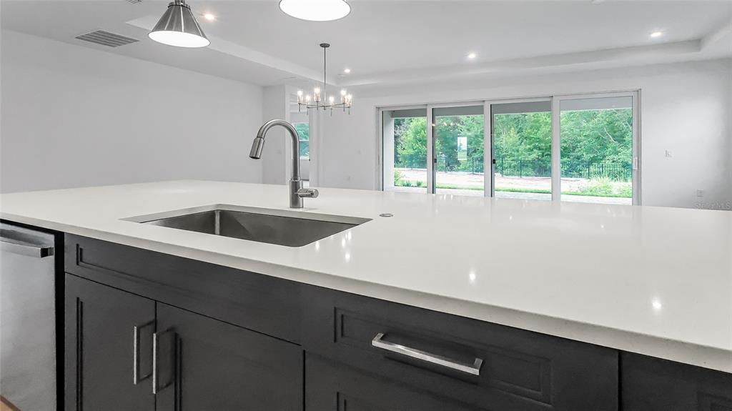 For Sale: $587,990 (3 beds, 3 baths, 2129 Square Feet)