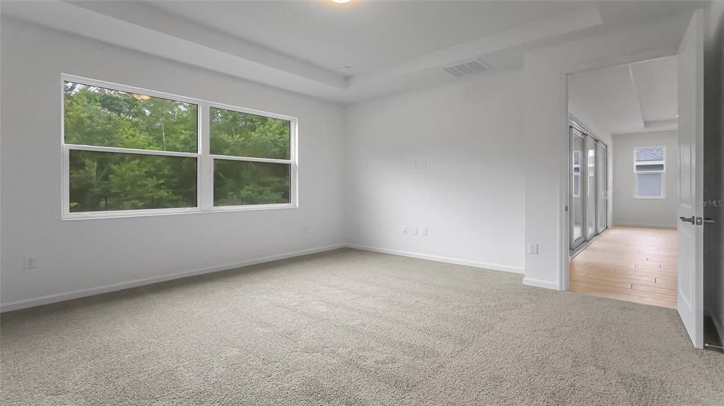 For Sale: $587,990 (3 beds, 3 baths, 2129 Square Feet)