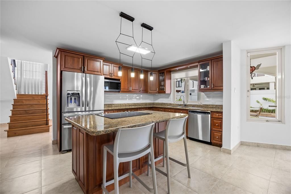 En Venta: $1,100,000 (4 camas, 4 baños, 0 Pies cuadrados)