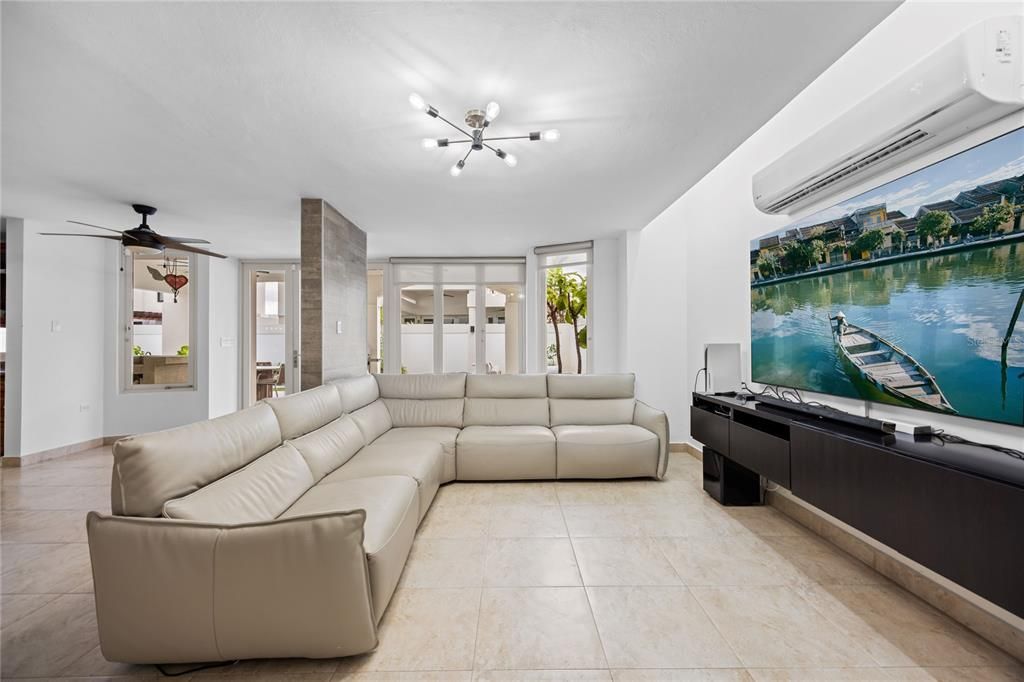 En Venta: $1,100,000 (4 camas, 4 baños, 0 Pies cuadrados)