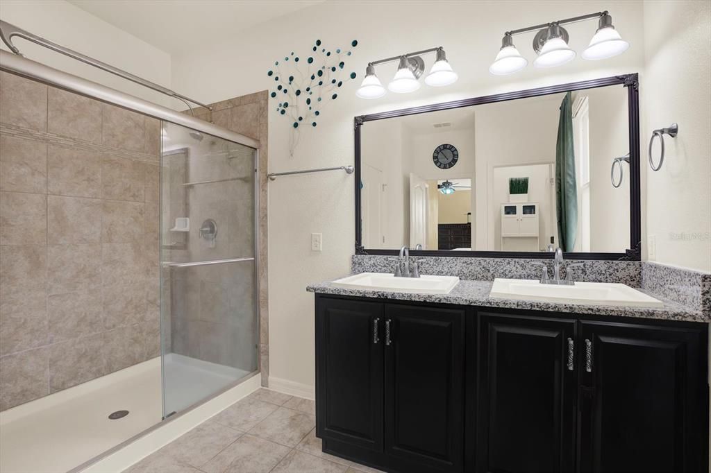 For Sale: $385,000 (4 beds, 2 baths, 2293 Square Feet)