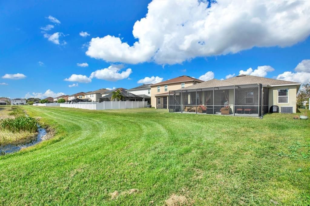 For Sale: $385,000 (4 beds, 2 baths, 2293 Square Feet)