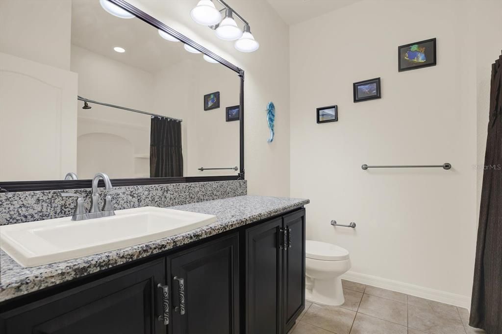 For Sale: $385,000 (4 beds, 2 baths, 2293 Square Feet)