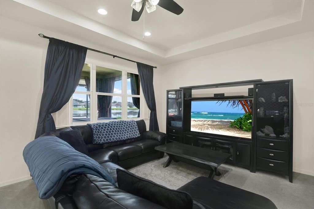 For Sale: $385,000 (4 beds, 2 baths, 2293 Square Feet)