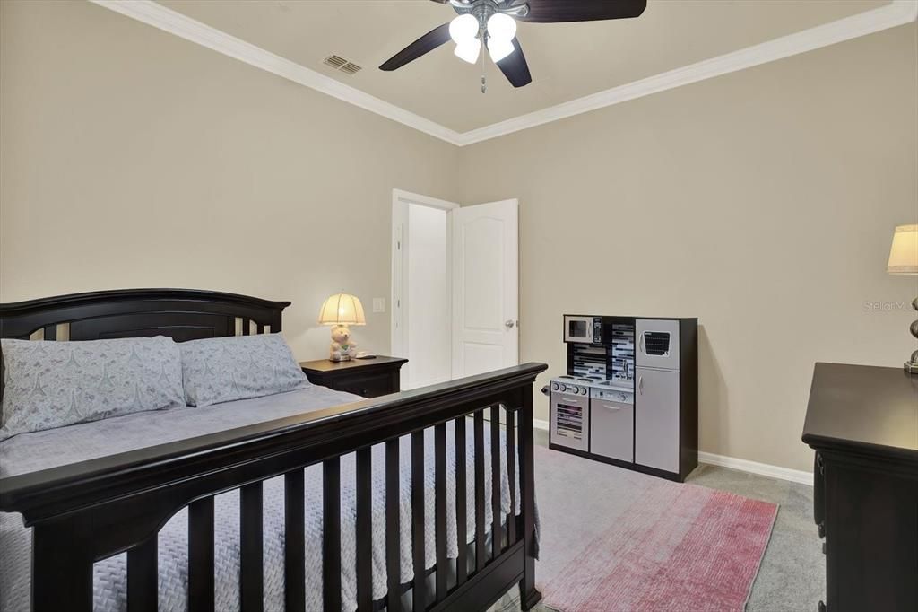 For Sale: $385,000 (4 beds, 2 baths, 2293 Square Feet)