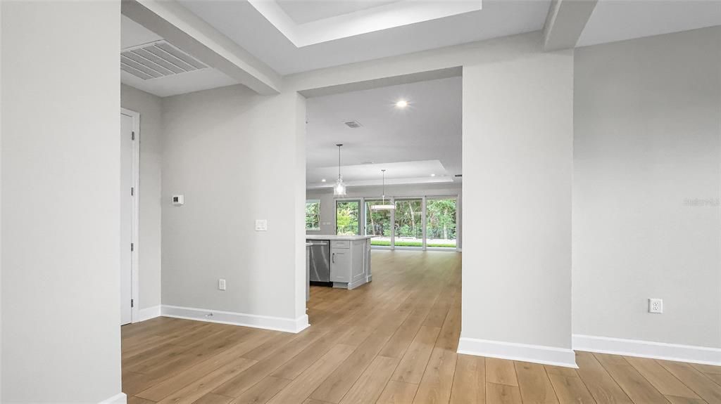 待售: $694,990 (3 贝兹, 3 浴室, 2490 平方英尺)