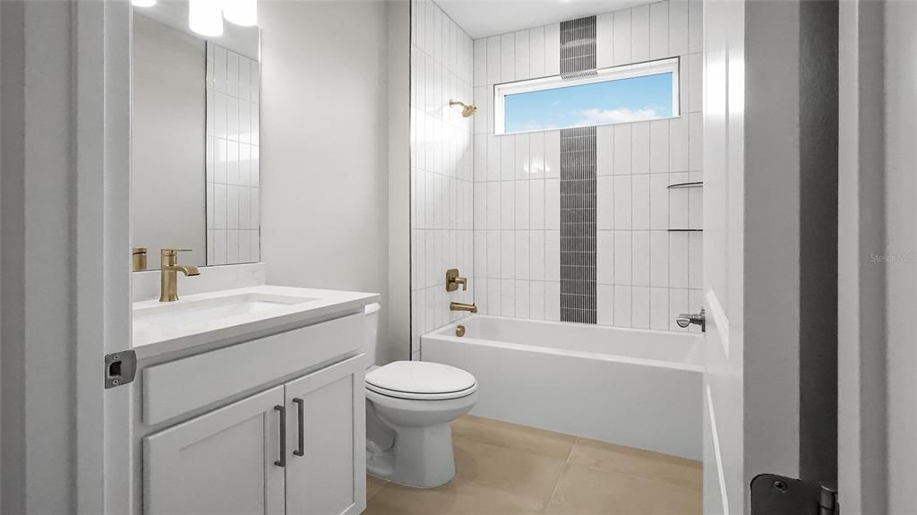 待售: $694,990 (3 贝兹, 3 浴室, 2490 平方英尺)