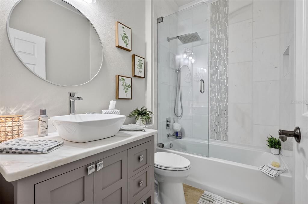 For Sale: $549,999 (3 beds, 3 baths, 2544 Square Feet)