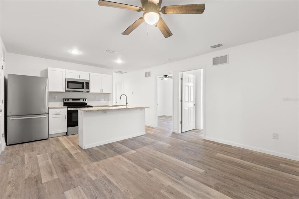 待售: $579,900 (7 贝兹, 0 浴室, 1775 平方英尺)