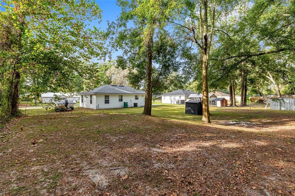 На продажу: $235,000 (3 спален, 2 ванн, 1040 Квадратных фут)