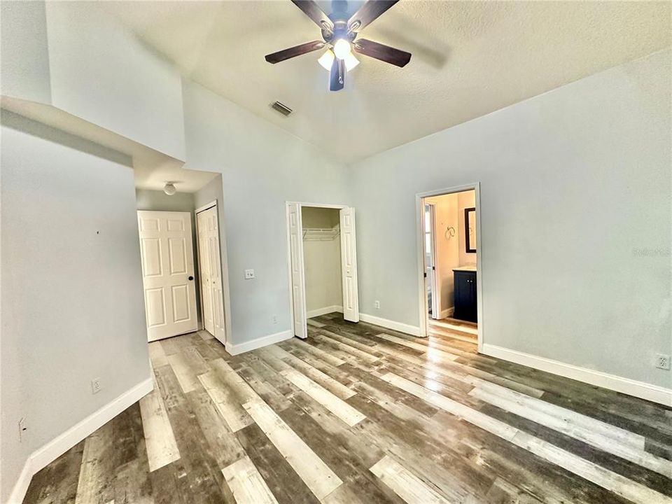 待售: $330,000 (3 贝兹, 2 浴室, 1265 平方英尺)