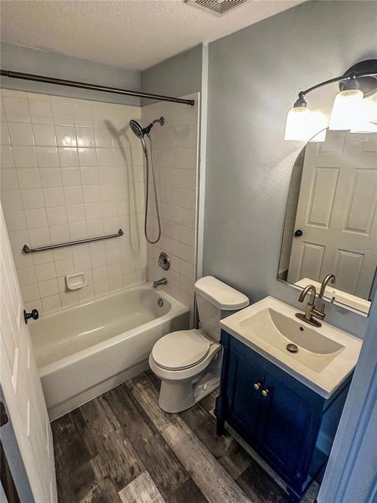 待售: $330,000 (3 贝兹, 2 浴室, 1265 平方英尺)