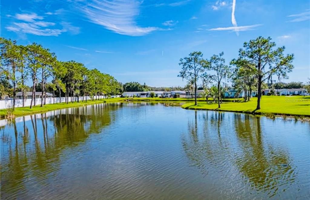 En Venta: $229,900 (2 camas, 2 baños, 1317 Pies cuadrados)