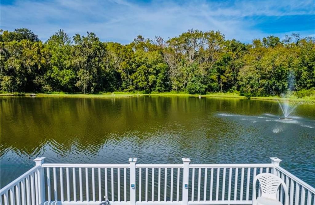 En Venta: $229,900 (2 camas, 2 baños, 1317 Pies cuadrados)