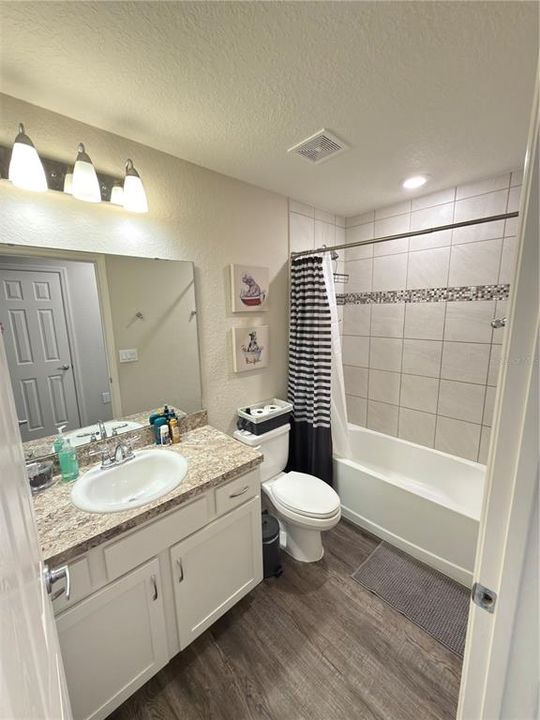 На продажу: $290,000 (3 спален, 2 ванн, 1459 Квадратных фут)