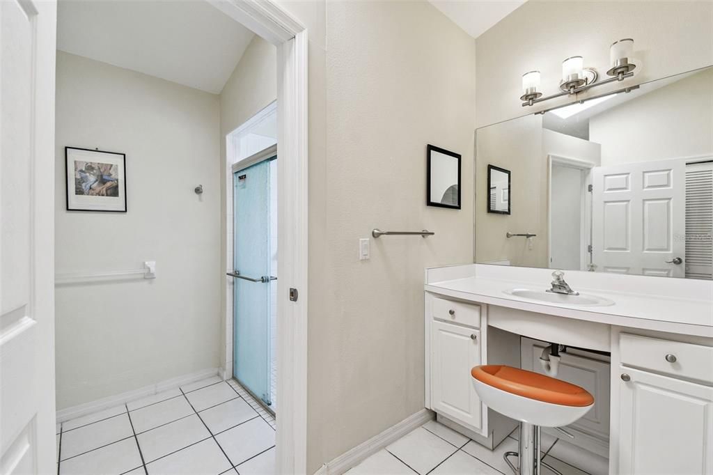 Active With Contract: $425,000 (3 beds, 2 baths, 2212 Square Feet)