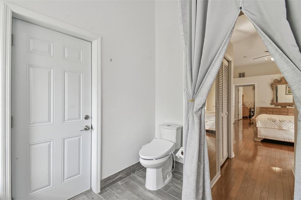 Active With Contract: $425,000 (3 beds, 2 baths, 2212 Square Feet)