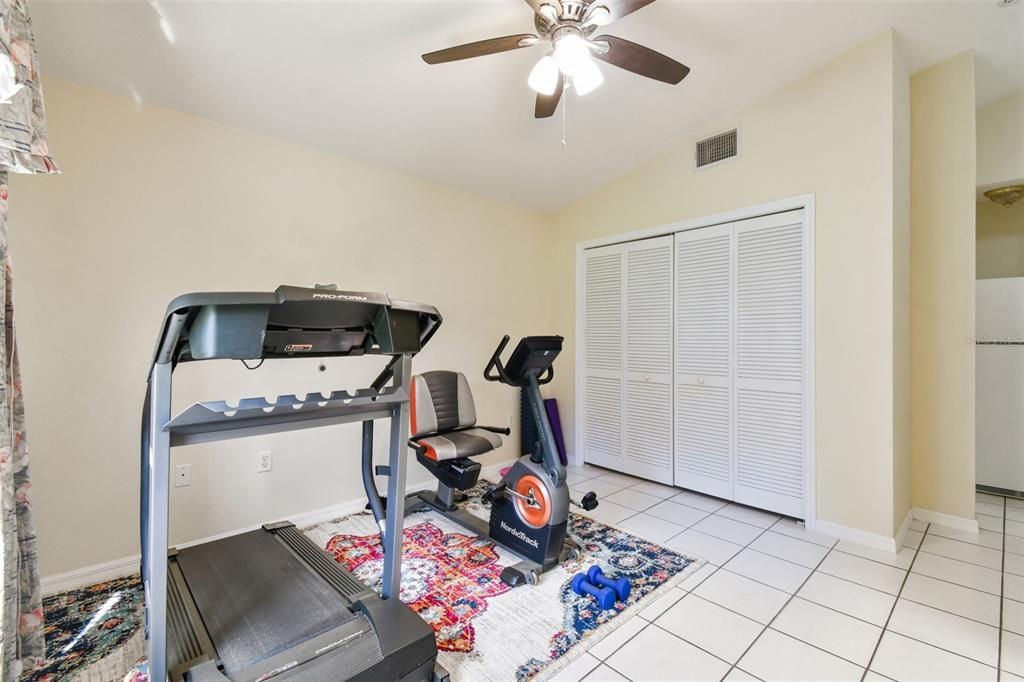 Active With Contract: $425,000 (3 beds, 2 baths, 2212 Square Feet)