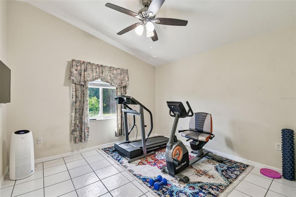 Active With Contract: $425,000 (3 beds, 2 baths, 2212 Square Feet)