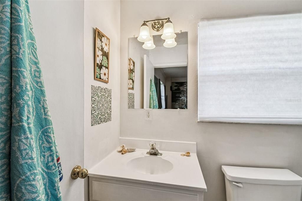 Active With Contract: $625,000 (3 beds, 2 baths, 1352 Square Feet)