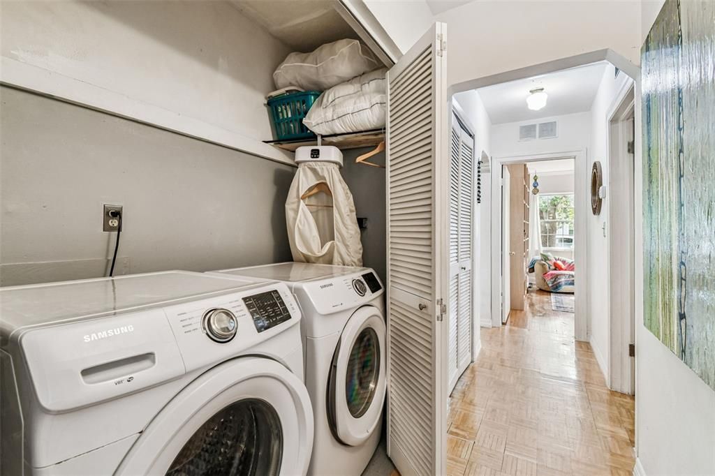 Active With Contract: $625,000 (3 beds, 2 baths, 1352 Square Feet)