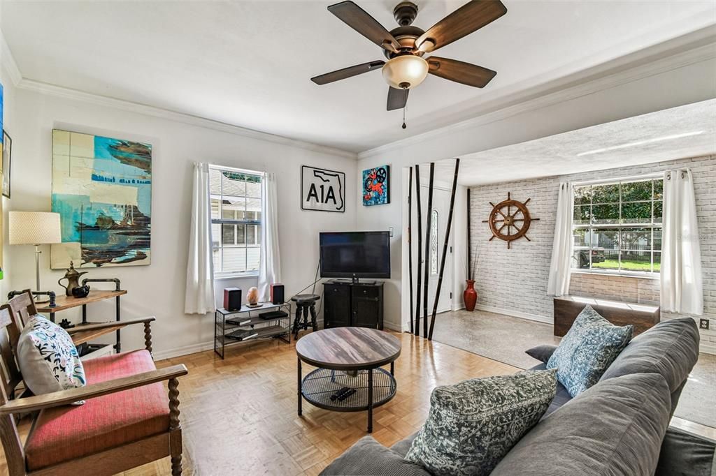 Active With Contract: $625,000 (3 beds, 2 baths, 1352 Square Feet)