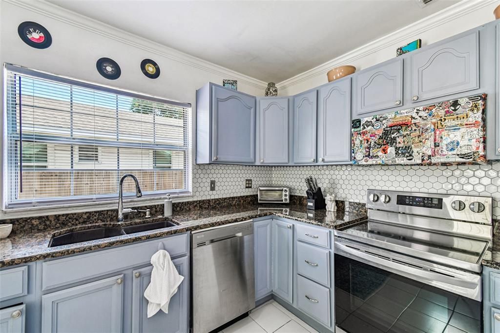 Active With Contract: $625,000 (3 beds, 2 baths, 1352 Square Feet)