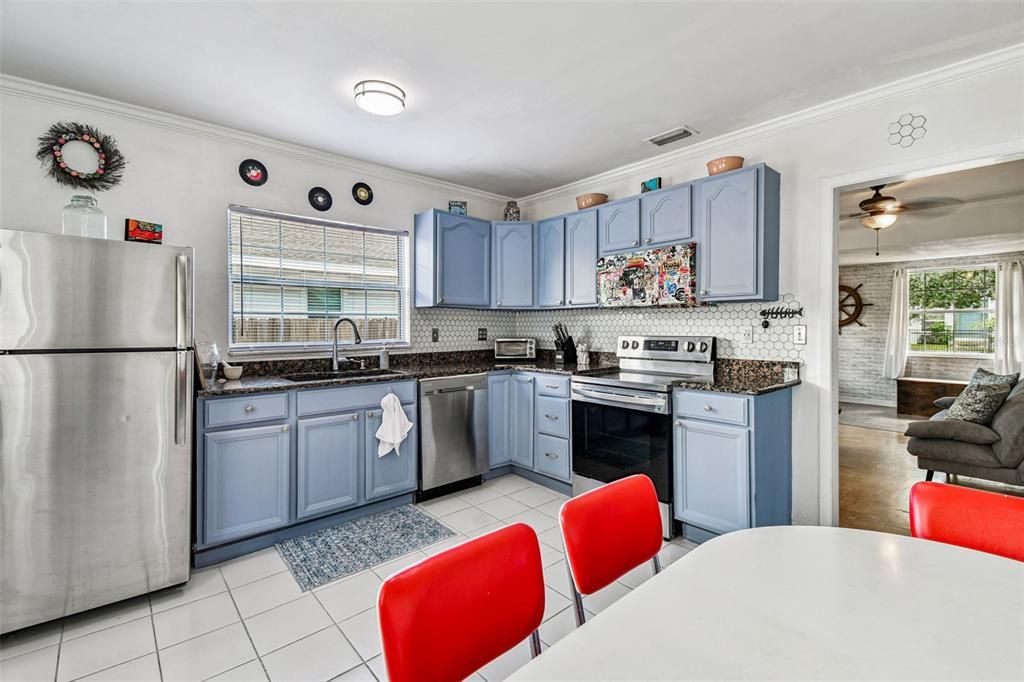 Active With Contract: $625,000 (3 beds, 2 baths, 1352 Square Feet)