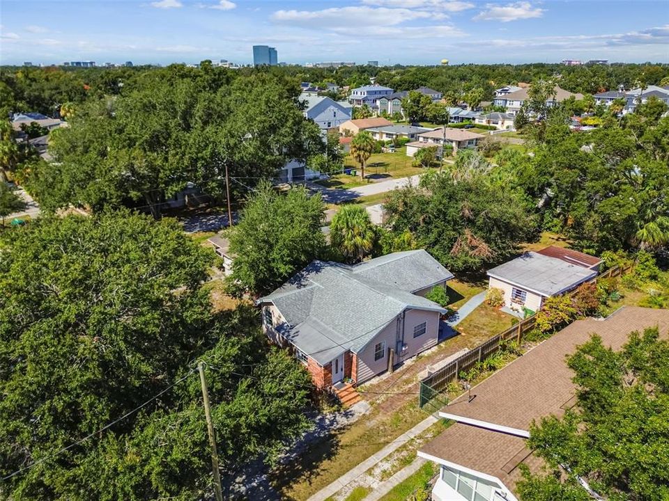 Active With Contract: $625,000 (3 beds, 2 baths, 1352 Square Feet)