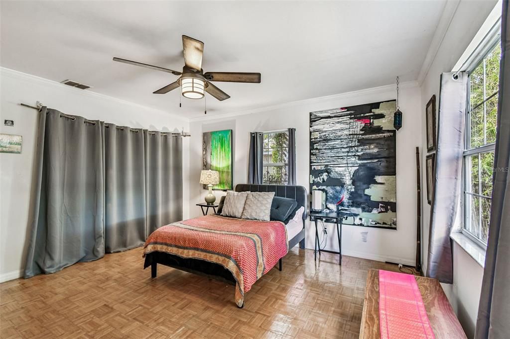 Active With Contract: $625,000 (3 beds, 2 baths, 1352 Square Feet)