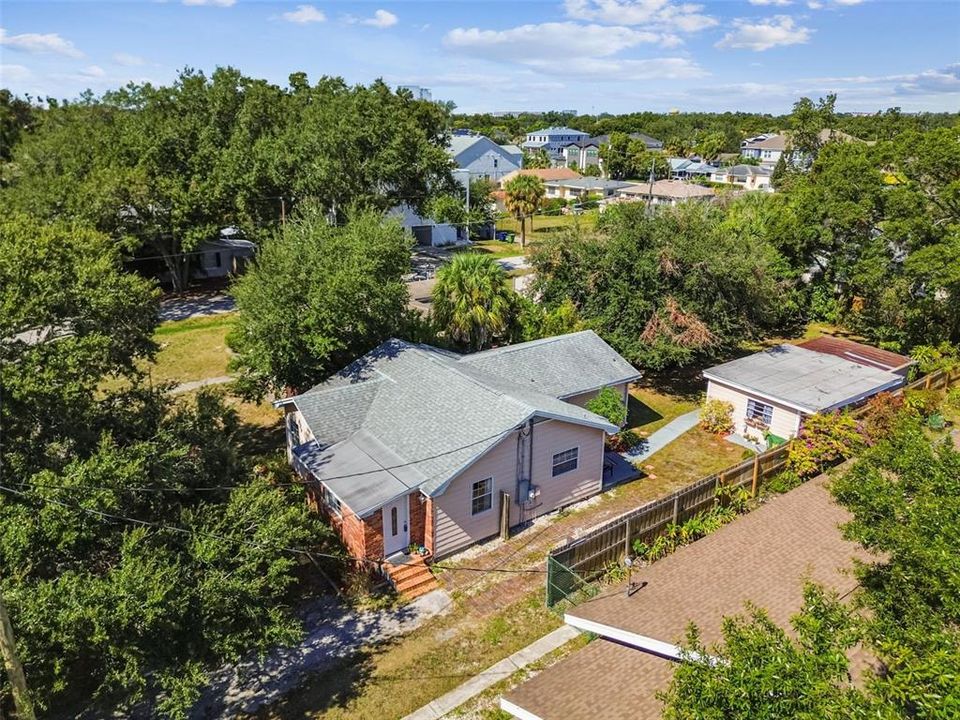 Active With Contract: $625,000 (3 beds, 2 baths, 1352 Square Feet)