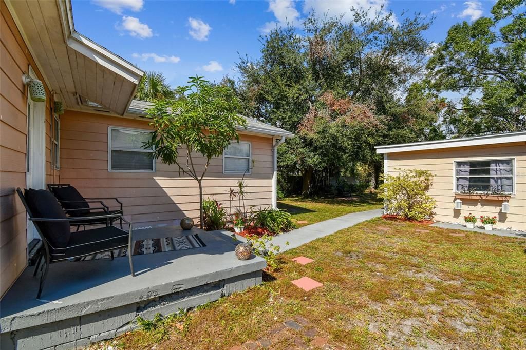 Active With Contract: $625,000 (3 beds, 2 baths, 1352 Square Feet)