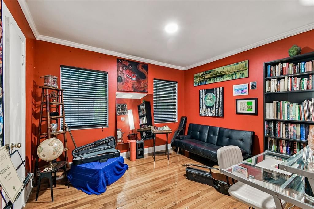 Active With Contract: $625,000 (3 beds, 2 baths, 1352 Square Feet)