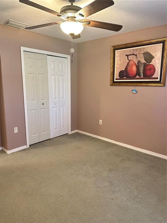 For Sale: $275,000 (3 beds, 2 baths, 1740 Square Feet)