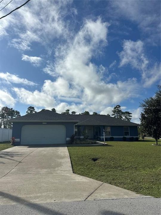 For Sale: $275,000 (3 beds, 2 baths, 1740 Square Feet)