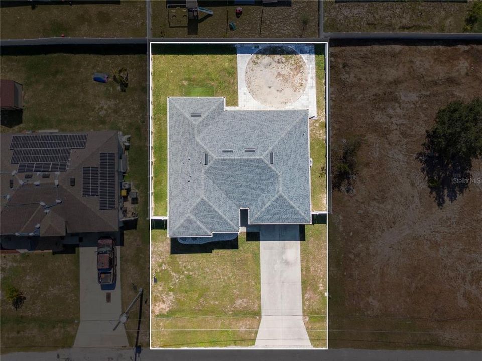 For Sale: $299,990 (3 beds, 2 baths, 1568 Square Feet)