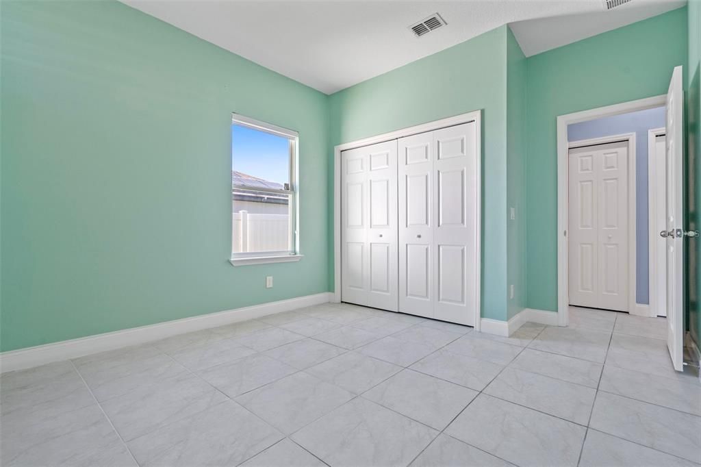 For Sale: $299,990 (3 beds, 2 baths, 1568 Square Feet)