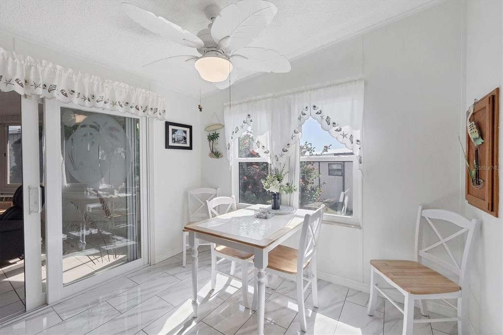 For Sale: $325,000 (2 beds, 2 baths, 1492 Square Feet)