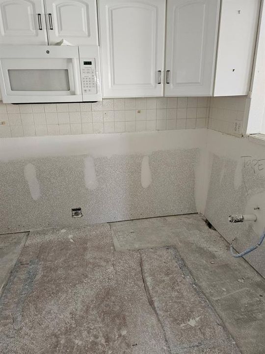 待售: $68,000 (2 贝兹, 2 浴室, 1088 平方英尺)